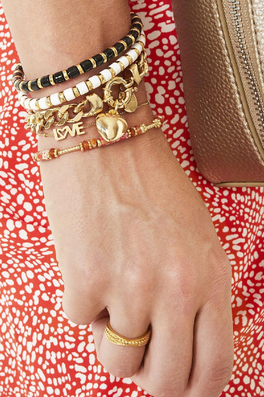 Armband Dotted LOVE Goud kleur Stainless Steel Afbeelding2